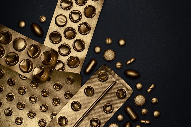 Alendronate: Dosage Guide, Uses for Osteoporosis, and Side Effects